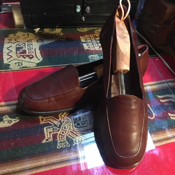 Cole Haan Shoes - Cole haan woman’s shoes